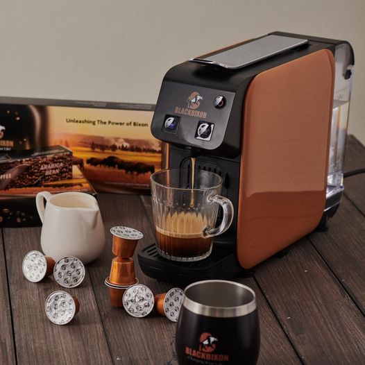 Casual crewneck sweatshirt in neutral tones